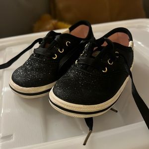 Sparkly black toddler keds size 4